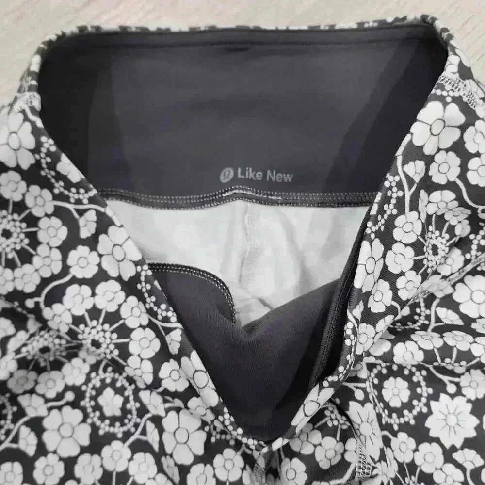 Lululemon Women's Twiggy Floral Nimbus Wunder Under Leggings Gray Size 4 - Picture 3 of 6